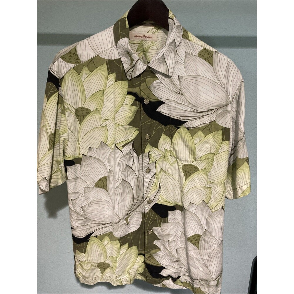 Tommy Bahama Shirt Men Sz M Floral Button Up 100% Silk Hawaiian Green White etc